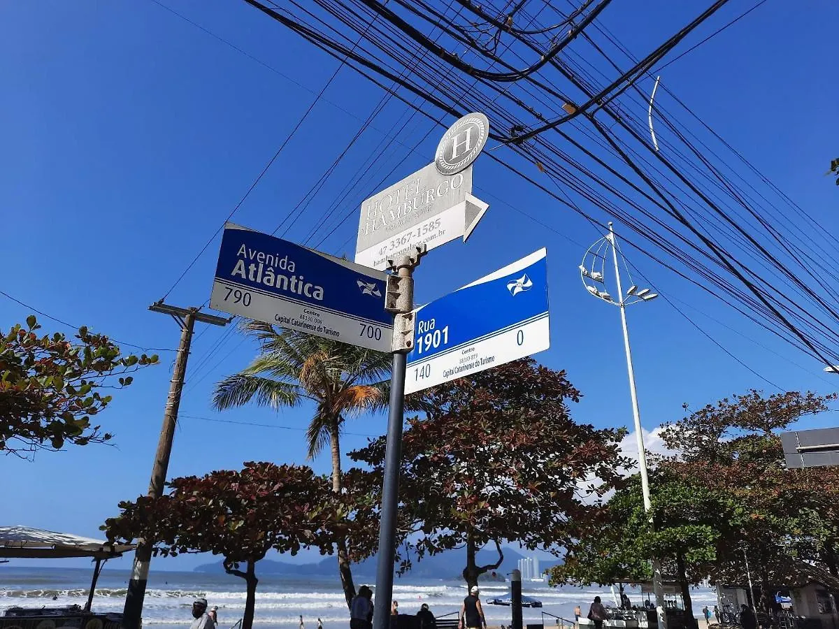 Apto Quadra Mar Central 1Sui Mais 2Qua A 50M Da Praia - Somente Familiares Balneário Camboriú Brazilië
